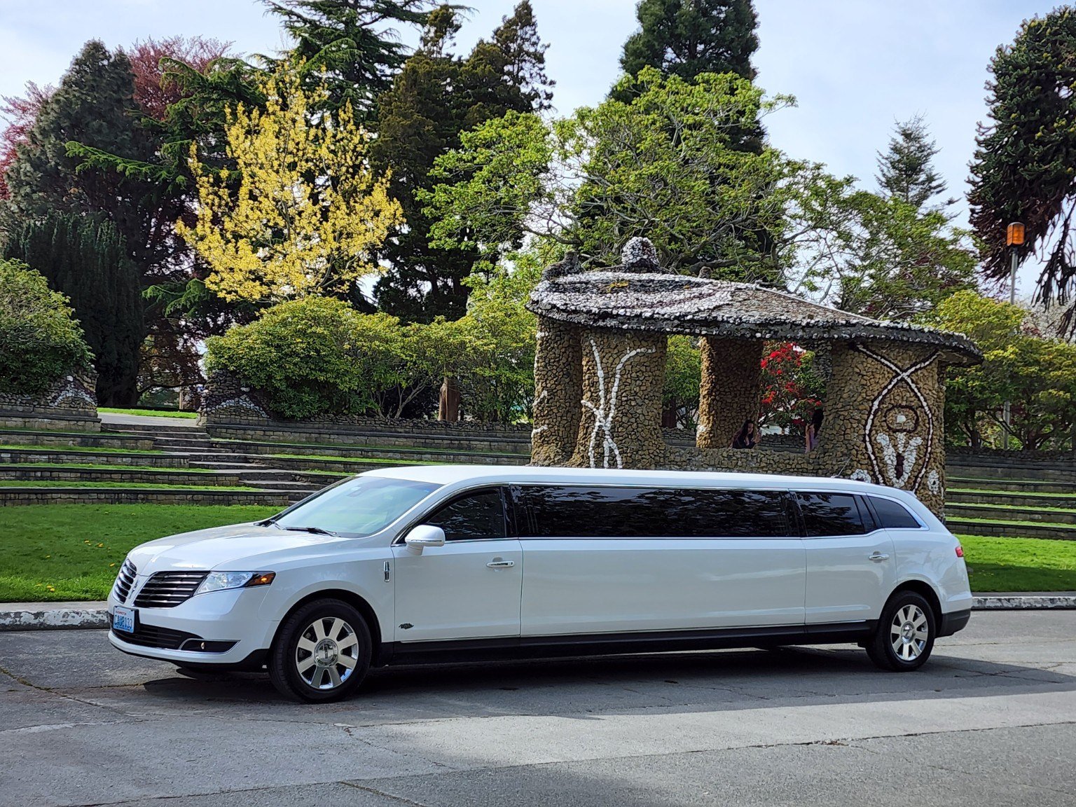 White Lincoln stretch limousine at Causland Memorial Park in Anacortes Washington