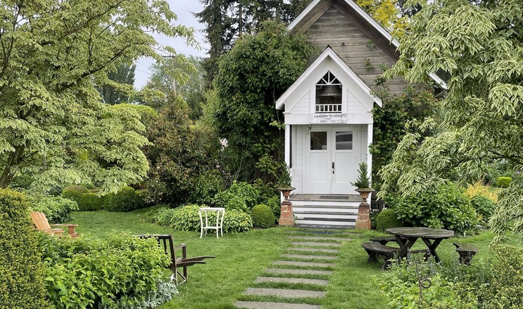 Christianson's Nursery greenhouse wedding venue in Mount Vernon